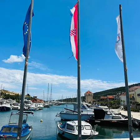 Dodig Maslina Lägenhet